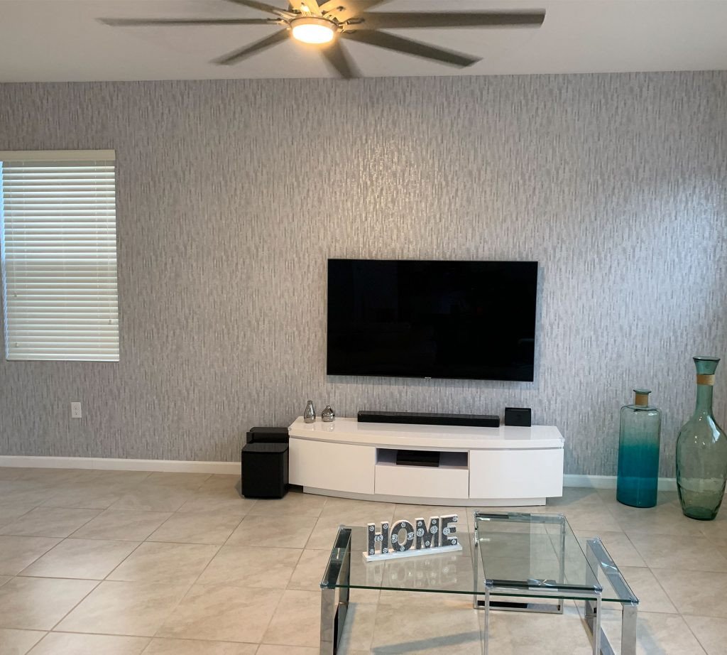 Expert Installation and Removal Wallpaper contractor